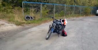 В Твери автоинспекторы остановили юного водителя мопеда В Твери автоинспекторы остановили юного водителя мопеда