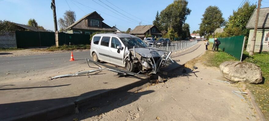 В Тверской области пьяный водитель сбил двух детей на тротуаре