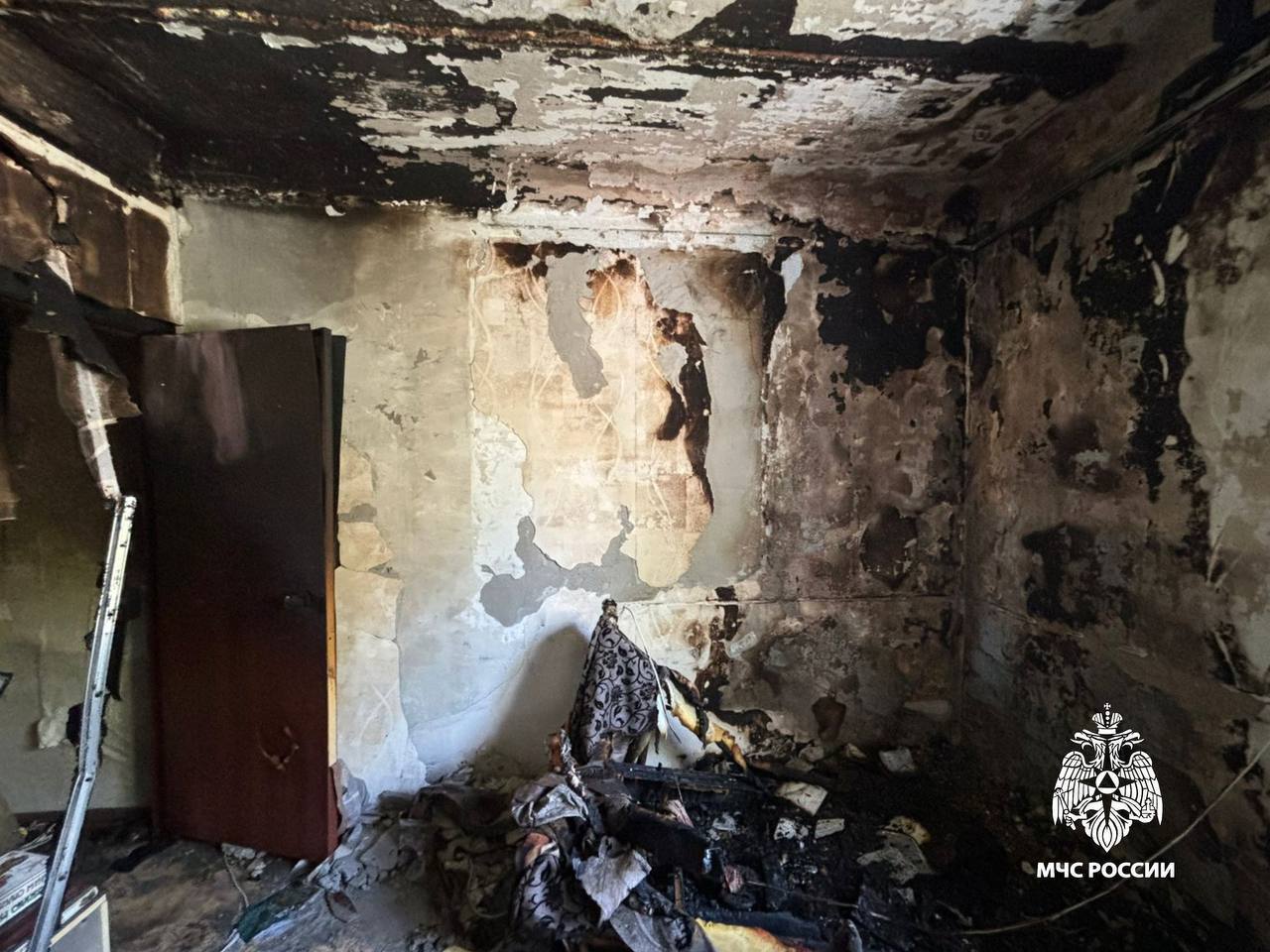 В Тверской области из-за зарядки загорелась квартира