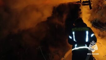 В Тверской области пожар полностью уничтожил заброшенный дом В Тверской области пожар полностью уничтожил заброшенный дом