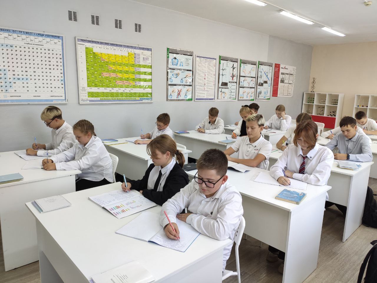 Шесть школ Тверской области стали участниками проекта «Курчатовские классы» Шесть школ Тверской области стали участниками проекта «Курчатовские классы»