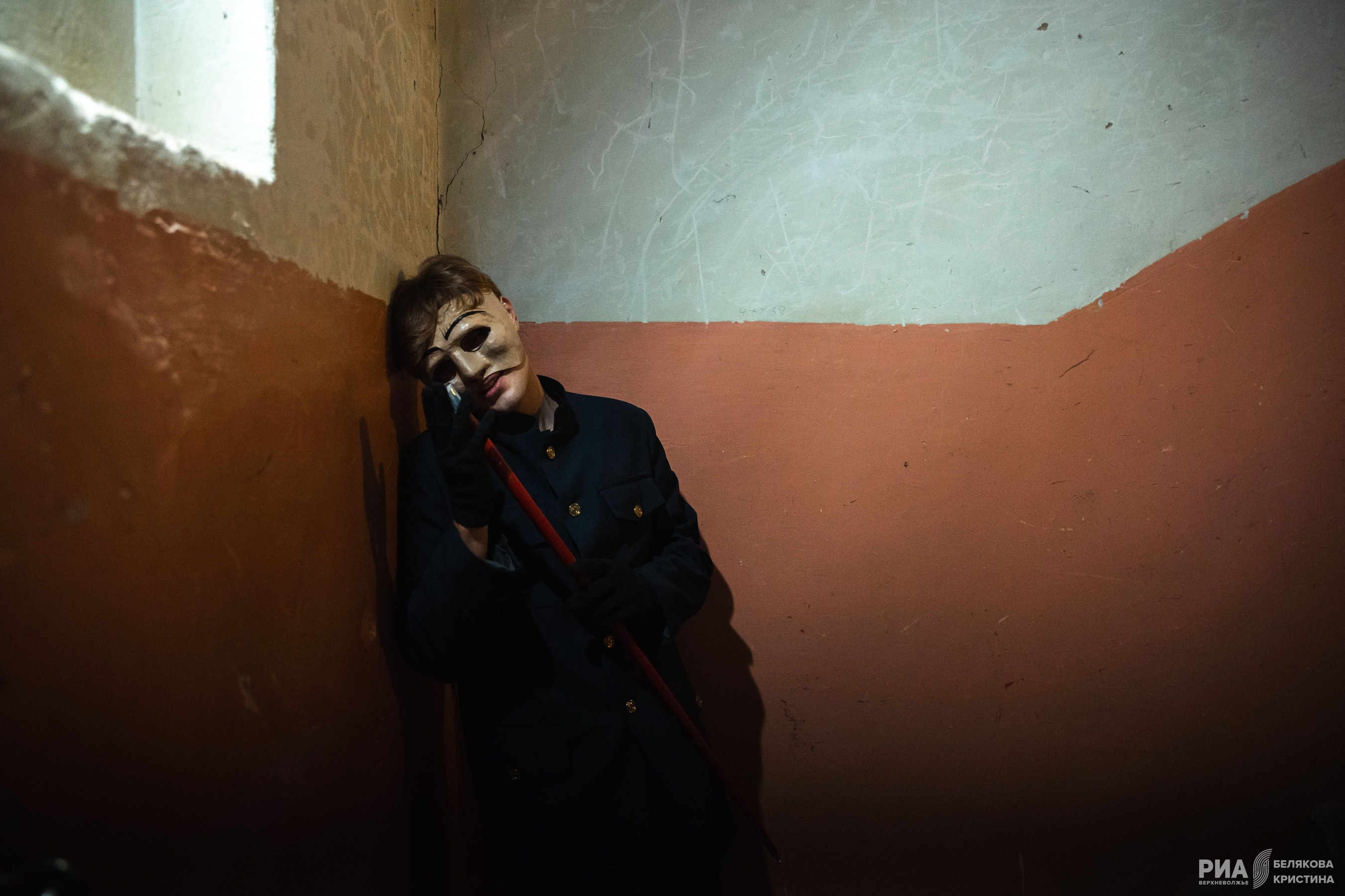 Мистическое путешествие в недра ТЮЗа: Как в театре наладили общение с духами