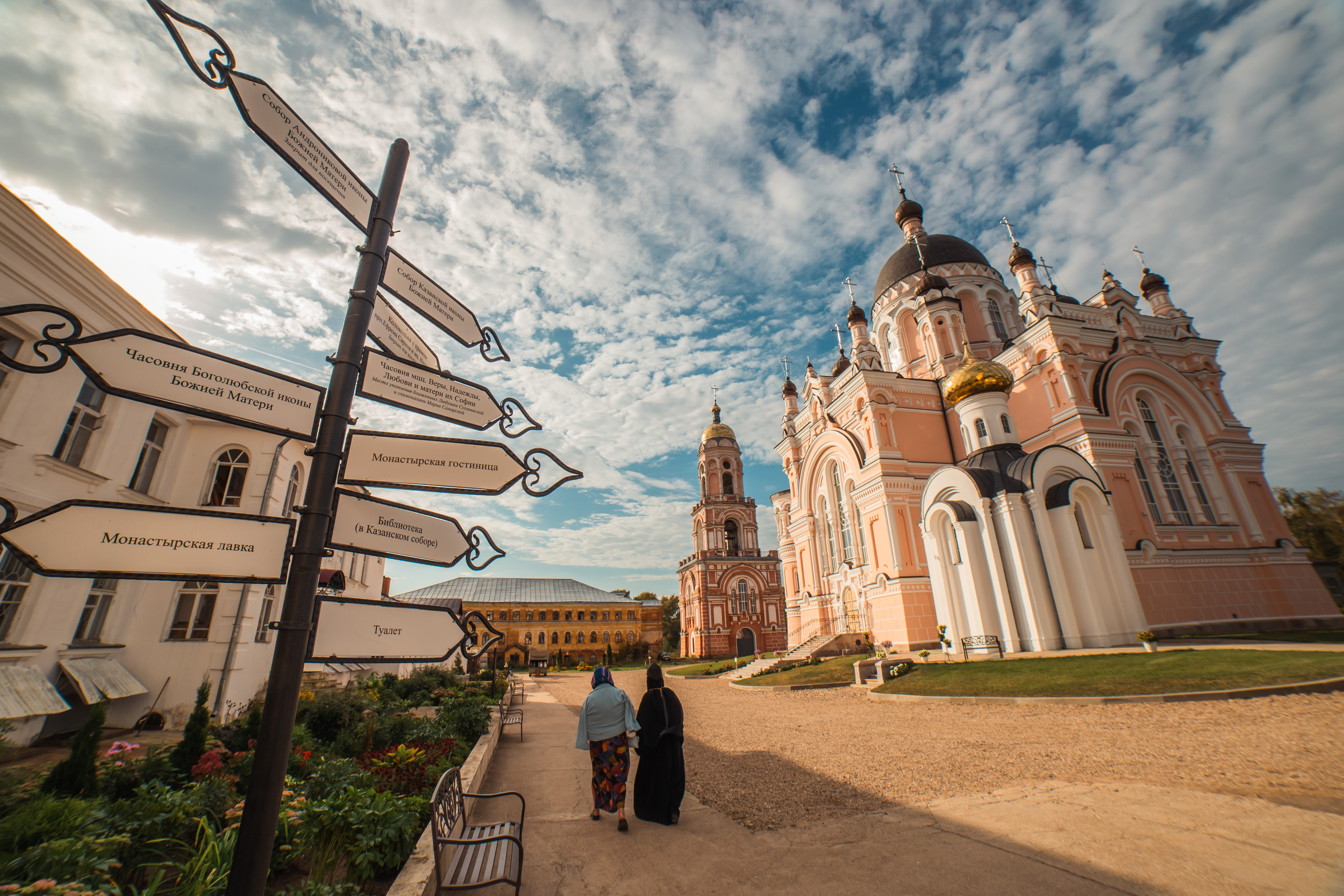 Блогер показала Казанский женский монастырь в Вышнем Волочке