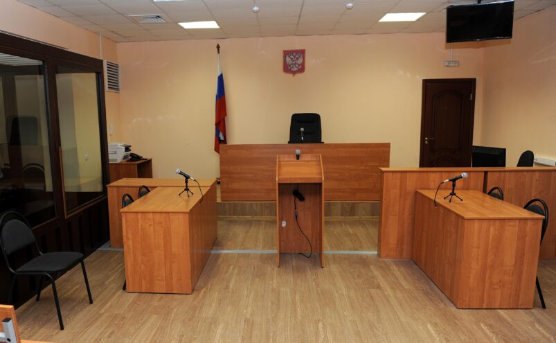 В Тверской области осудили курьера, обманувшего пенсионерку на 270 тысяч рублей