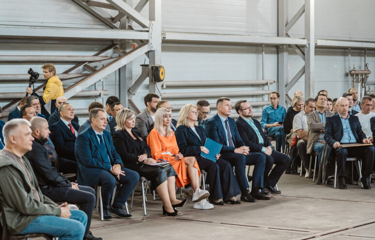 В преддверии Дня машиностроителя тверских специалистов поздравили с профессиональным праздником В преддверии Дня машиностроителя тверских специалистов поздравили с профессиональным праздником