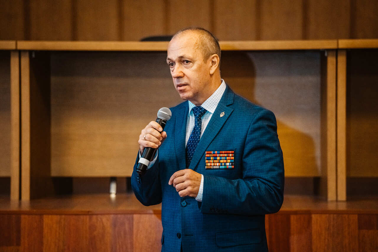 В Твери прошла встреча студентов тверских вузов с полковником запаса Владимиром Силантьевым