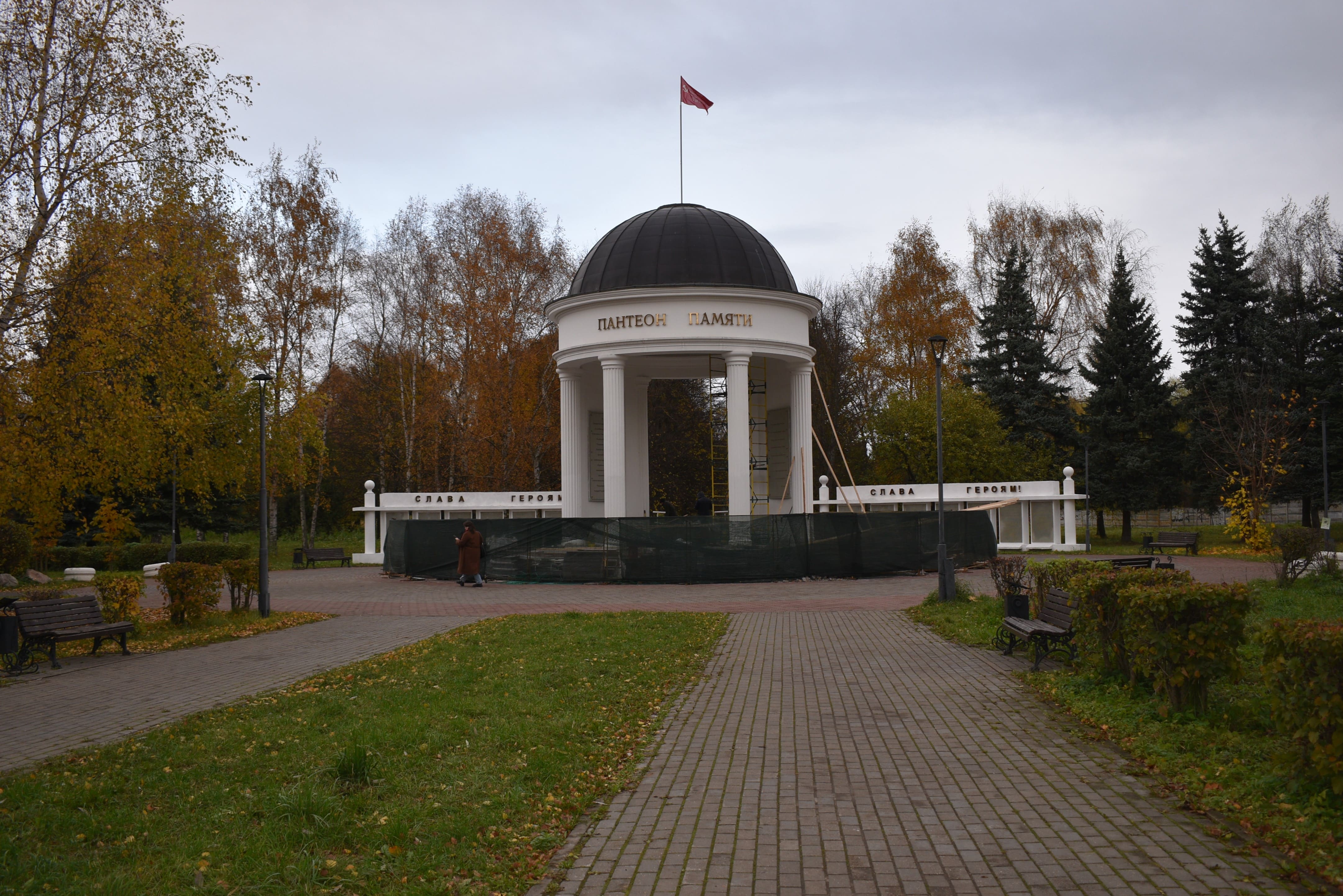 В Твери ремонтируют и благоустраивают мемориалы и воинские захоронения