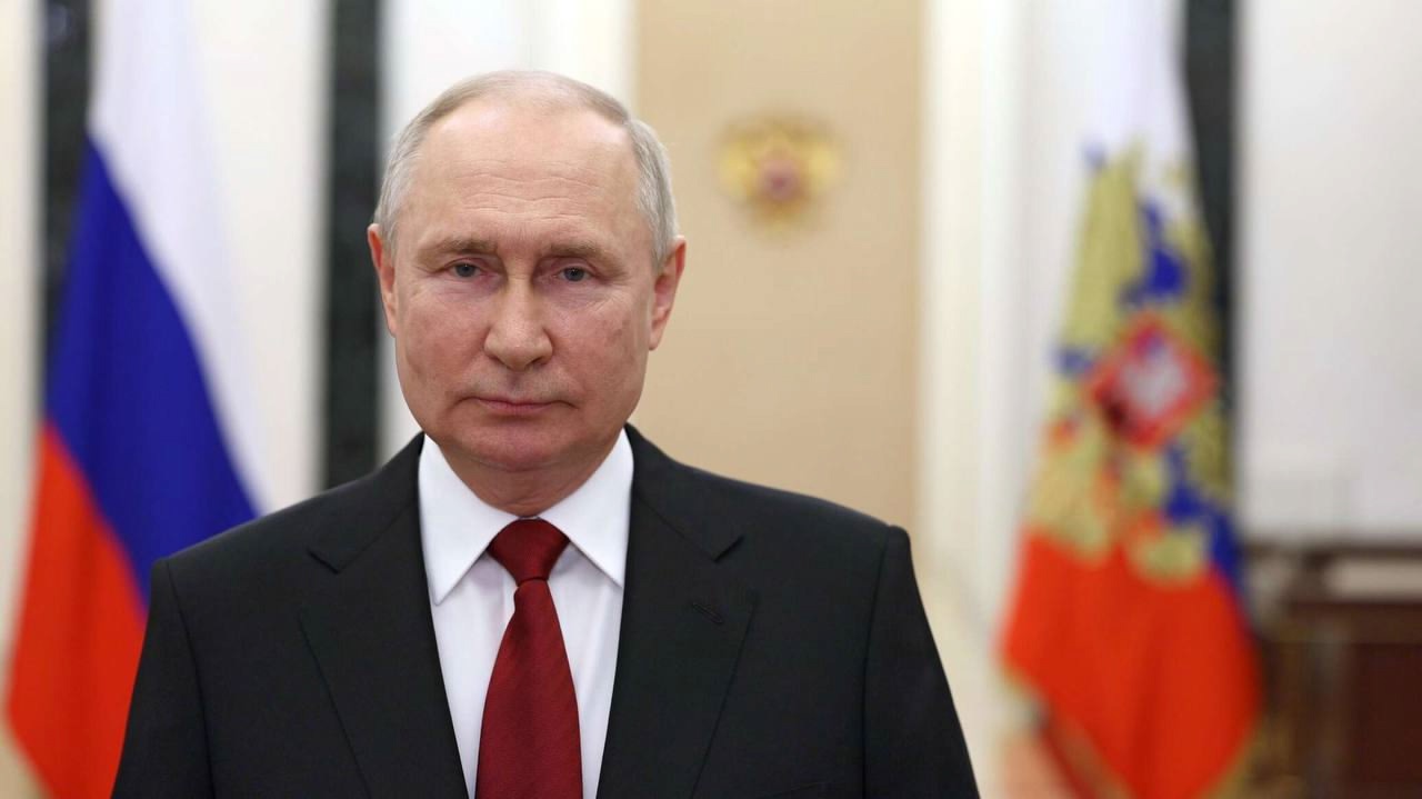 Губернатор Игорь Руденя поздравил президента РФ Владимира Путина с днем рождения Президент России Владимир Путин поздравил жителей Тверской области с Новым годом
