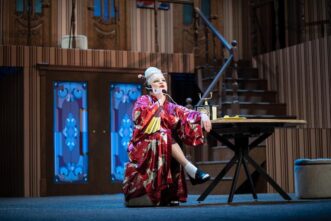 Жителей и гостей Твери приглашают увидеть "Шум за сценой"