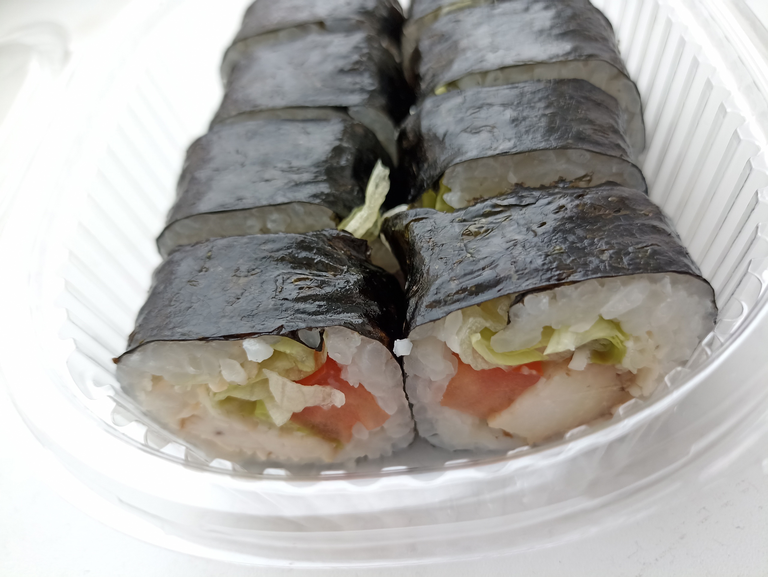 Поели за вас: Мощный вкус и лучок с грядки в блюдах от «Токио»