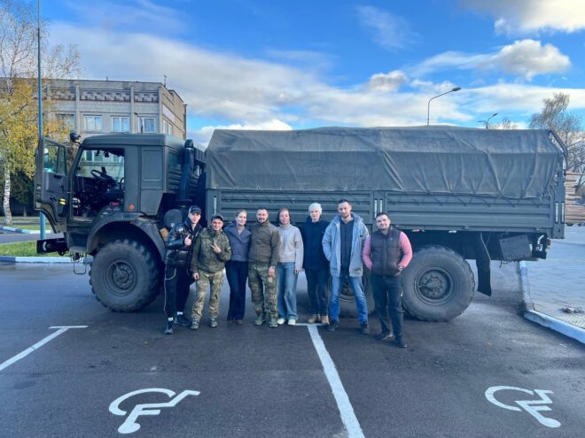 Тверская область направила в зону проведения СВО стройматериалы, оснащение, письма и подарки для бойцов