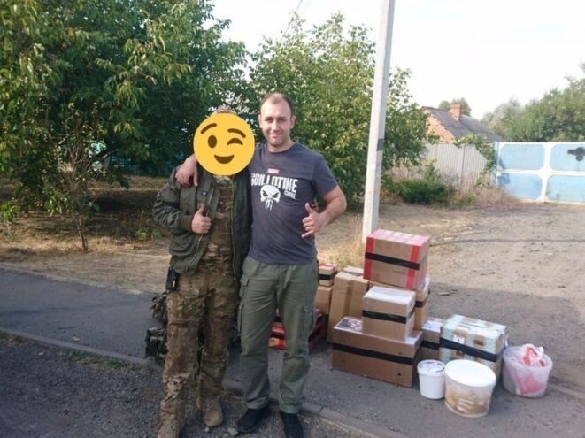 Жителю Оленино Тверской области и его боевым товарищам в зону СВО волонтеры передали гумпомощь