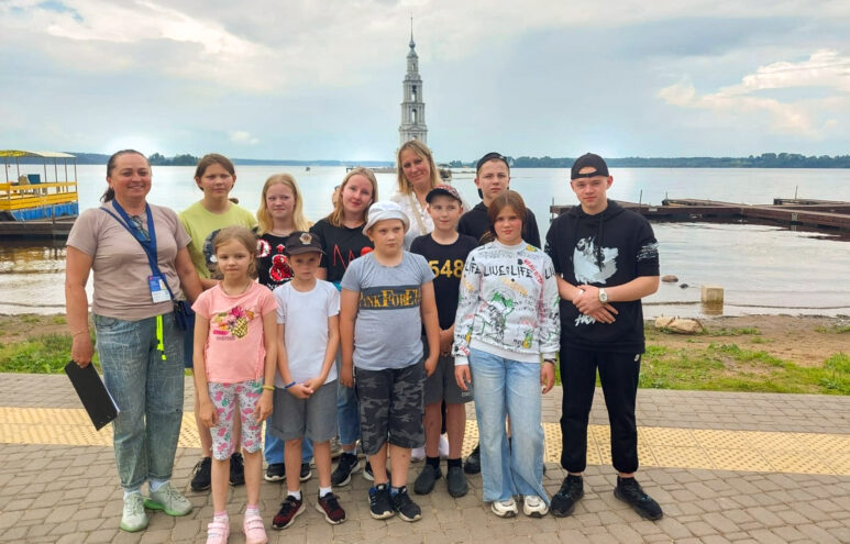 В Тверской области продолжаются экскурсии на туристические объекты для детей В Тверской области продолжаются экскурсии на туристические объекты для детей