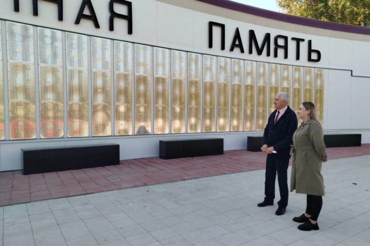 В городе Нелидово капитально отремонтировали мемориальный комплекс В городе Нелидово капитально отремонтировали мемориальный комплекс