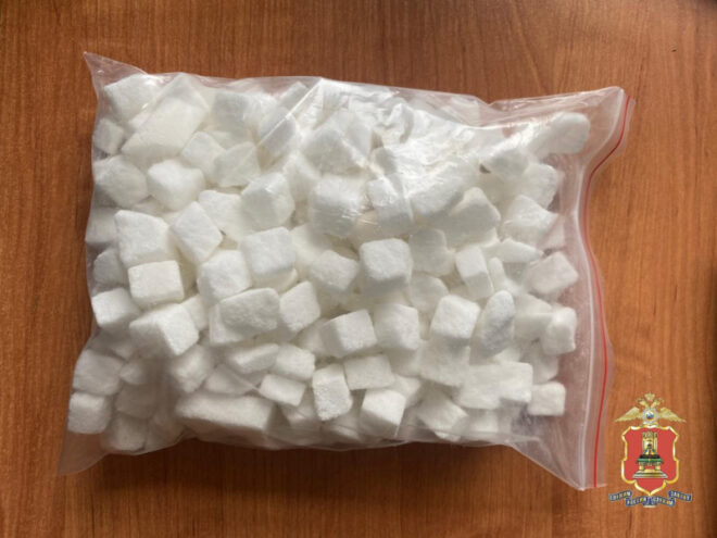 В Твери задержали участников ОПГ, которая торговала наркотиками В Твери задержали участников ОПГ, которая торговала наркотиками