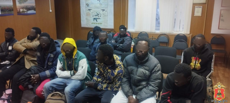В Тверской области нелегально трудились 9 мигрантов из Западной Африки В Тверской области нелегально трудились 9 мигрантов из Западной Африки