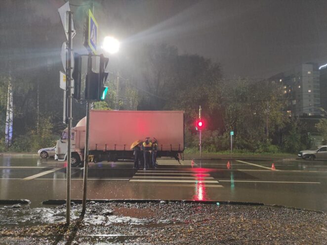 В Твери нетрезвый водитель грузовика сбил ребенка