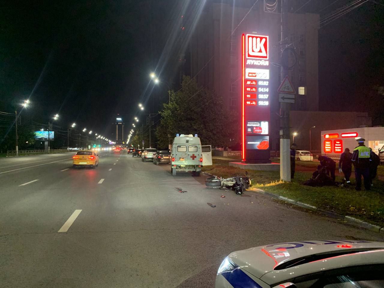 В Твери в аварии пострадала пассажирка мотоцикла В Твери в аварии пострадала пассажирка мотоцикла