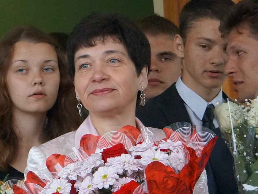 Педагог конаковской гимназии стала заслуженным учителем России Педагог конаковской гимназии стала заслуженным учителем России