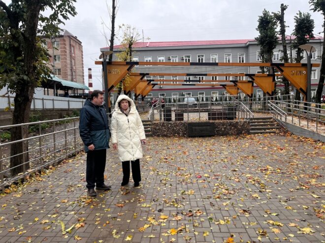 Сенатор Людмила Скаковская обсудила инфраструктуру и краеведческие инициативы в городе Бологое Сенатор Людмила Скаковская обсудила инфраструктуру и краеведческие инициативы в городе Бологое