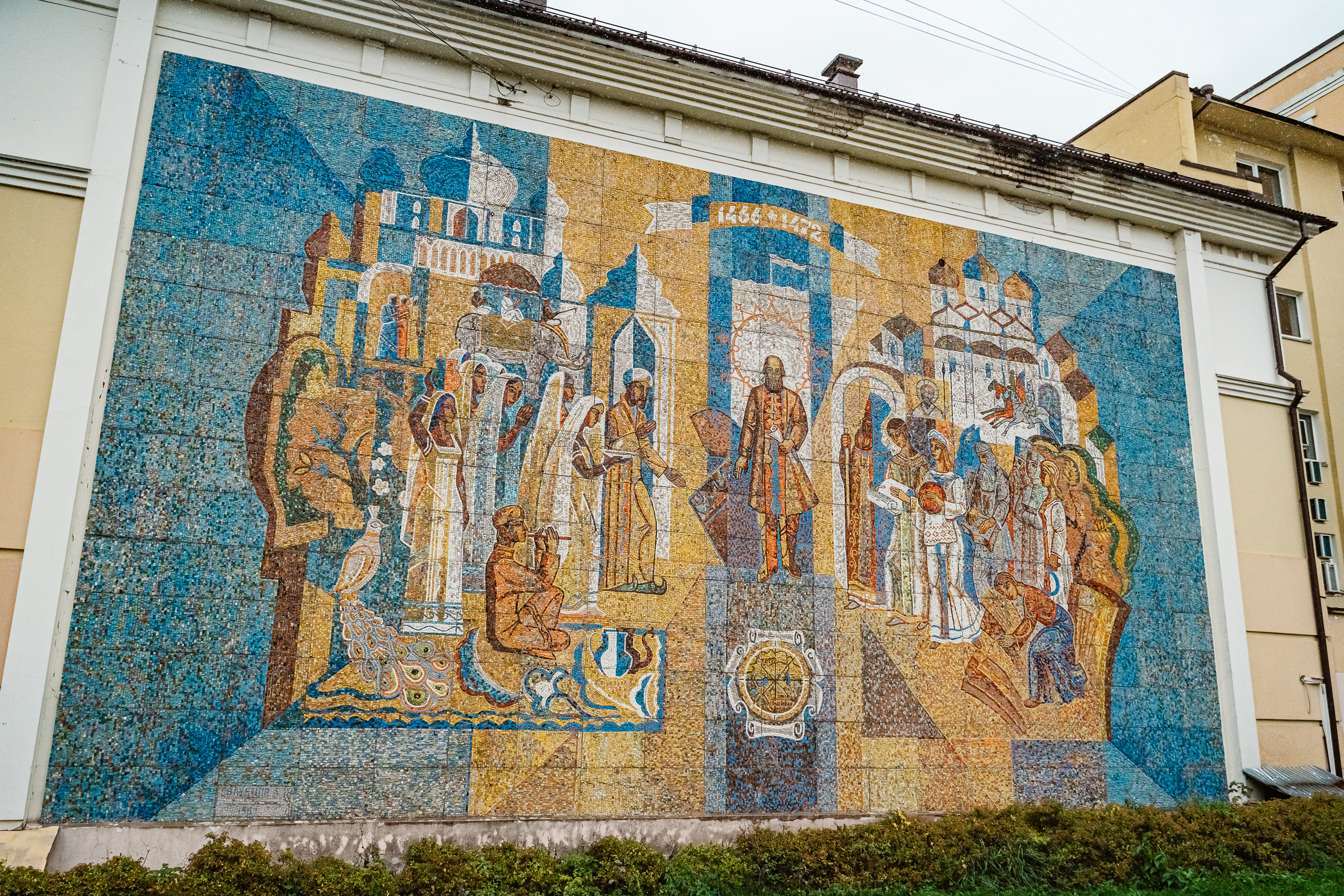 Блогер показал уникальную мозаику в центре Твери