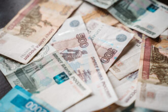 В Тверской области женщина получила большую компенсацию от пенсионера, который её сбил в апреле