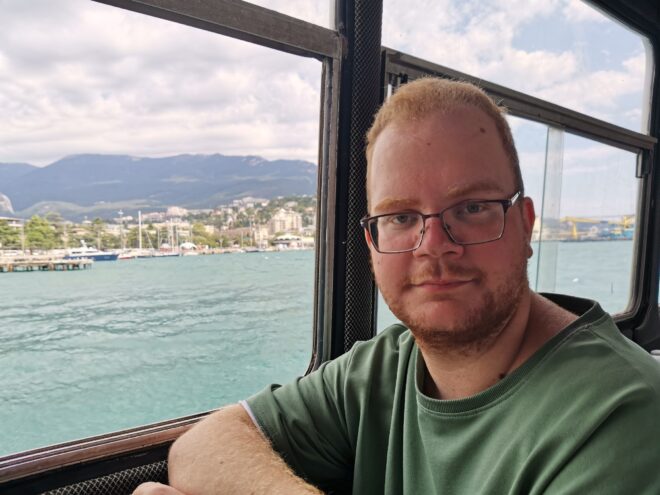 Иван Исаев: Занятия в школьном театре формируют навыки публичных выступлений и меняют отношение ребят к учебе