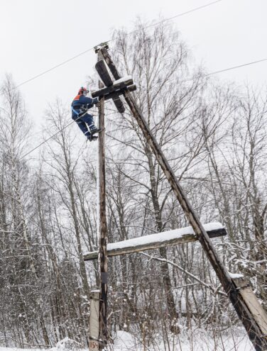 В Тверской области восстановлено электроснабжение более 95 % потребителей после прохождения циклона «Мартина»
