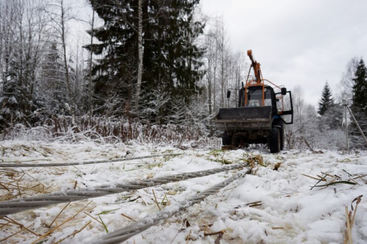 Для восстановления электроснабжения в Тверской области направлены бригады энергетиков из соседних регионов