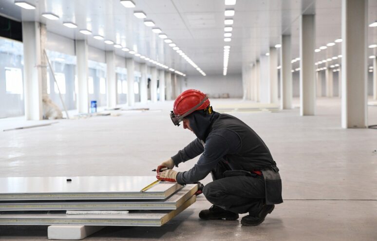 На рынке труда Тверской области предлагают 16,8 тысяч вакансий