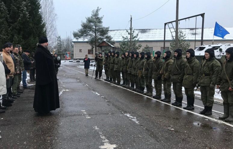 Курсанты школы ДОСААФ в Тверской области сдали экзамен по военно-учетной специальности