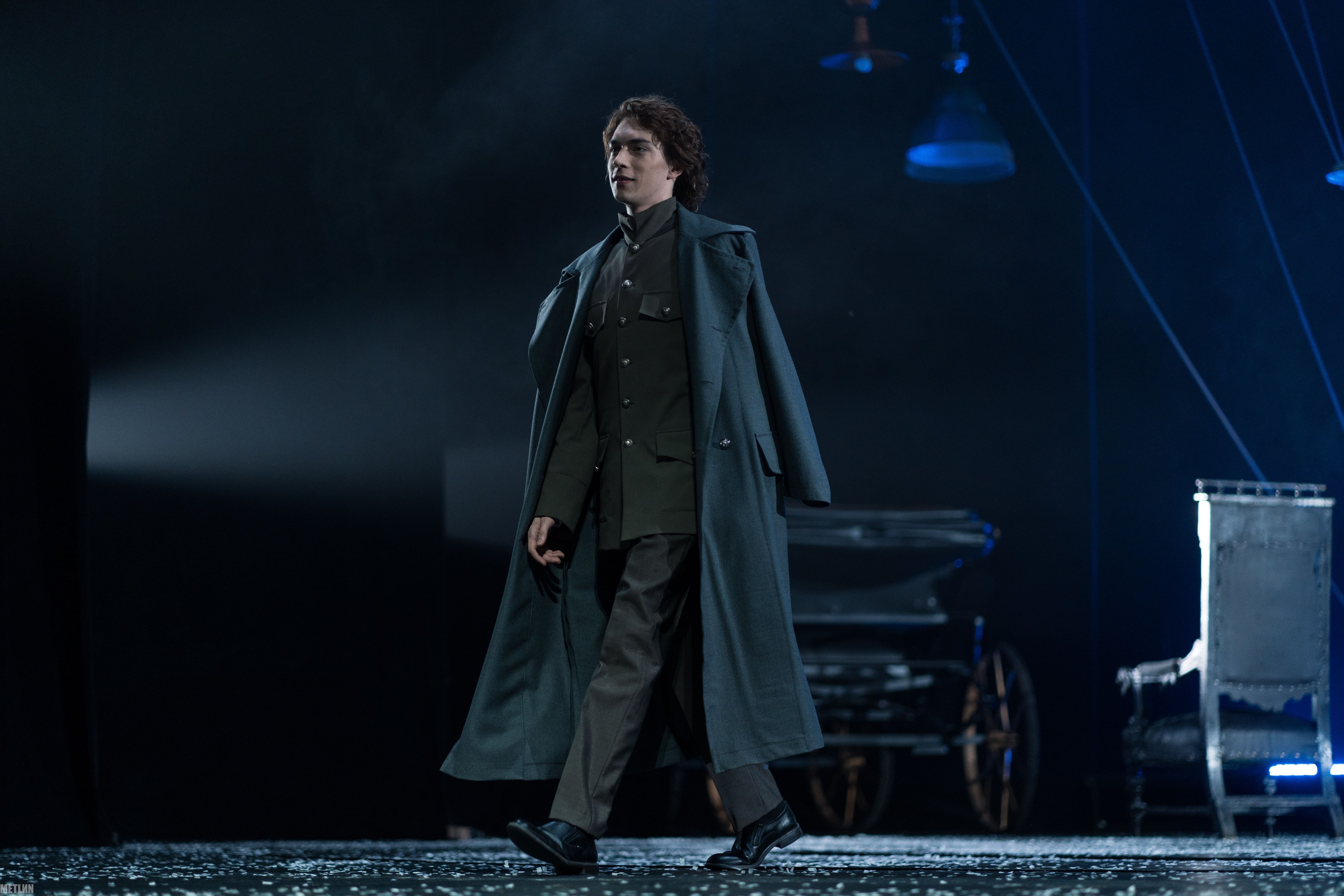 Премьера в новом жанре: Тверской зритель увидел драму Анны Карениной Премьера в новом жанре: Тверской зритель увидел драму Анны Карениной