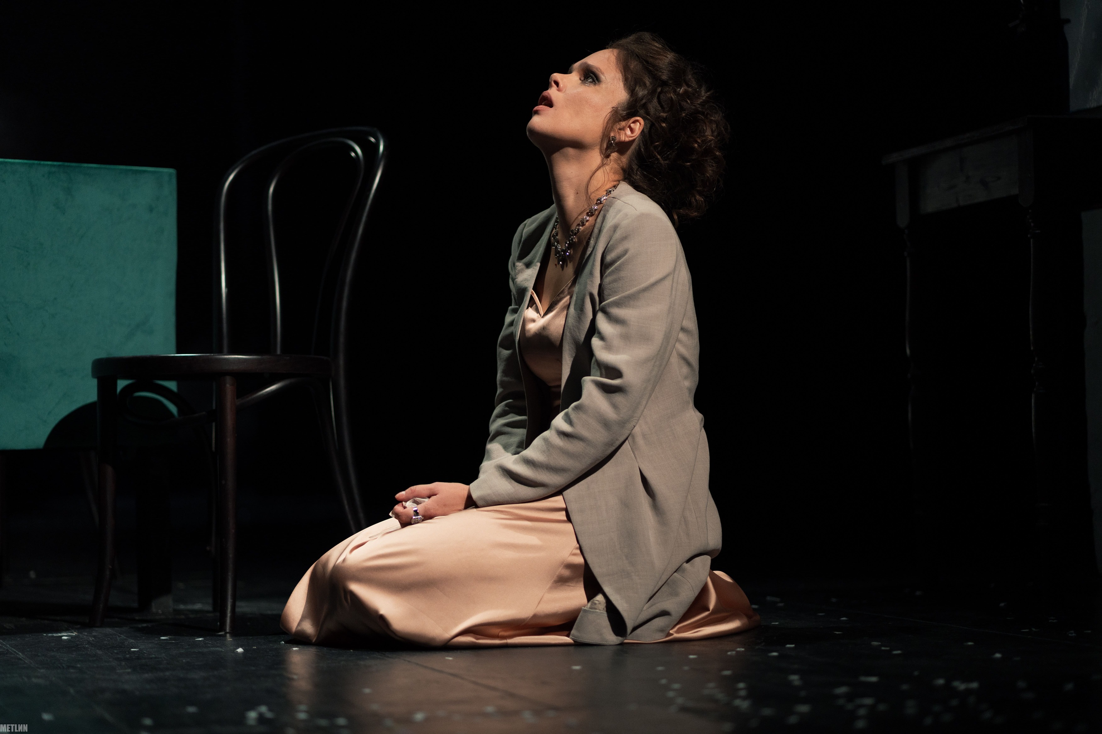 Премьера в новом жанре: Тверской зритель увидел драму Анны Карениной Премьера в новом жанре: Тверской зритель увидел драму Анны Карениной