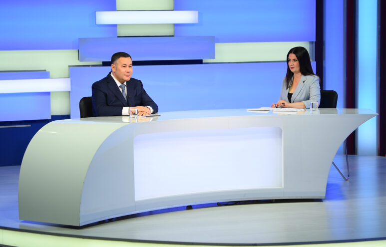 Поддержка молодых и многодетных семей: О чем рассказал в прямом эфире Игорь Руденя Поддержка молодых и многодетных семей: О чем рассказал в прямом эфире Игорь Руденя