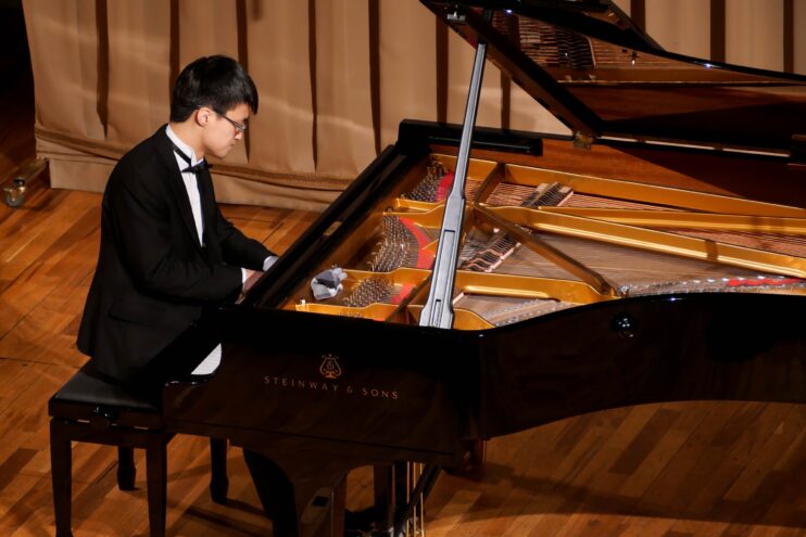 В Тверской филармонии впервые выступил талантливый музыкант Рета Мацухаси В Тверской филармонии впервые выступил талантливый музыкант Рета Мацухаси