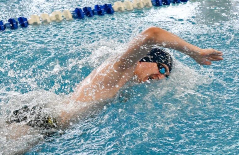 В Твери прошли соревнования по плаванию среди команд спортивного сообщества «Динамо»