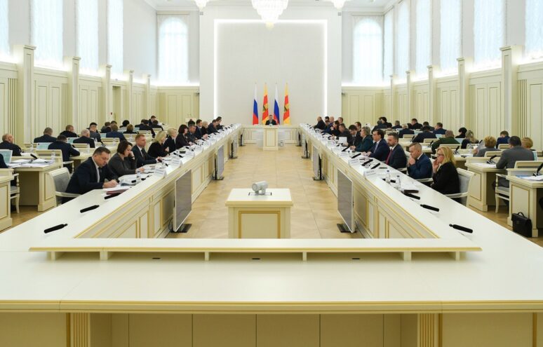 В Тверской области планируется отремонтировать 1381,5 км региональных и межмуниципальных дорог