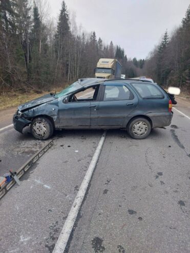 В Тверской области Фиат улетел в кювет