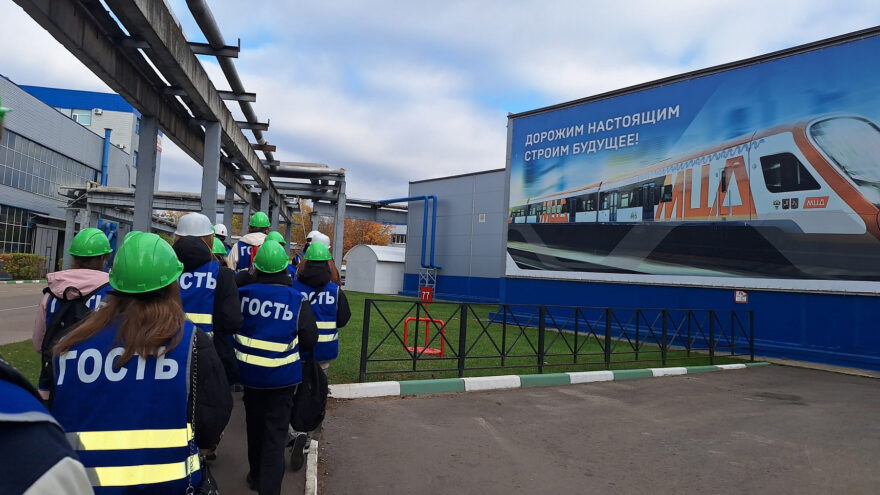 Тверская область вошла в топ-5 регионов страны по числу участников профориентационной акции «Неделя без турникетов» Тверская область вошла в топ-5 регионов страны по числу участников профориентационной акции «Неделя без турникетов»