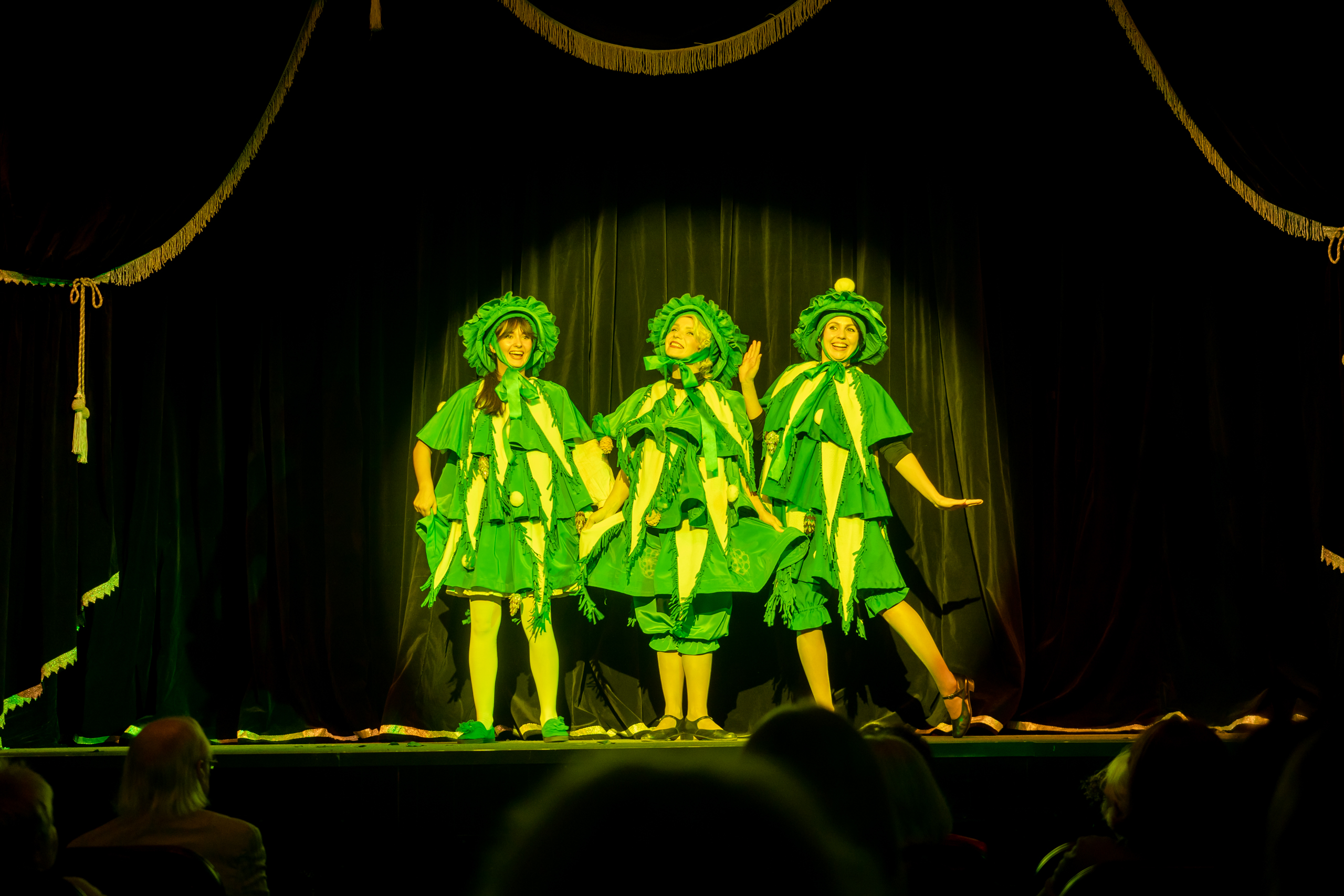 80 лет - всё ещё впереди: Театр кукол ярко отметил юбилей