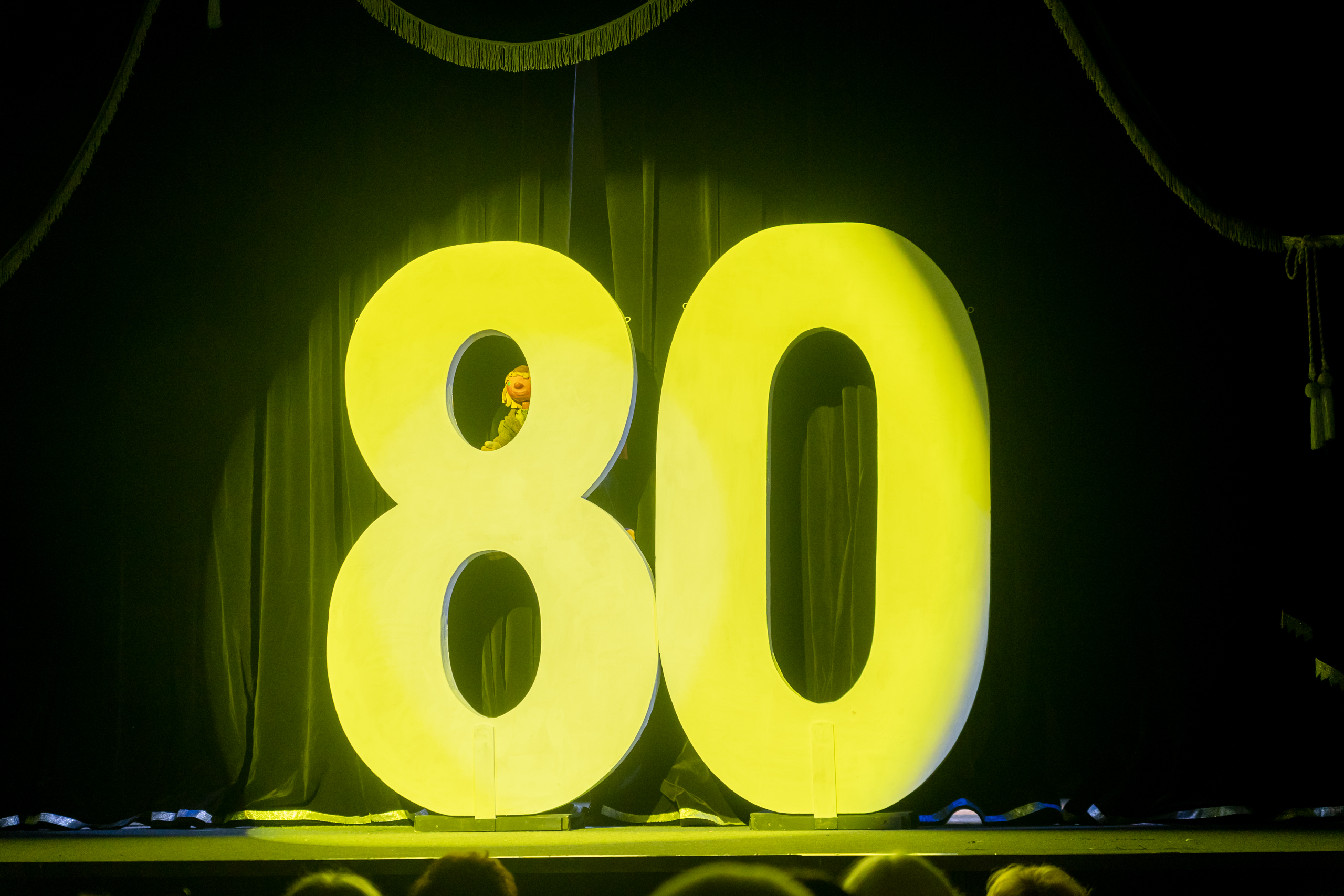 80 лет - всё ещё впереди: Театр кукол ярко отметил юбилей