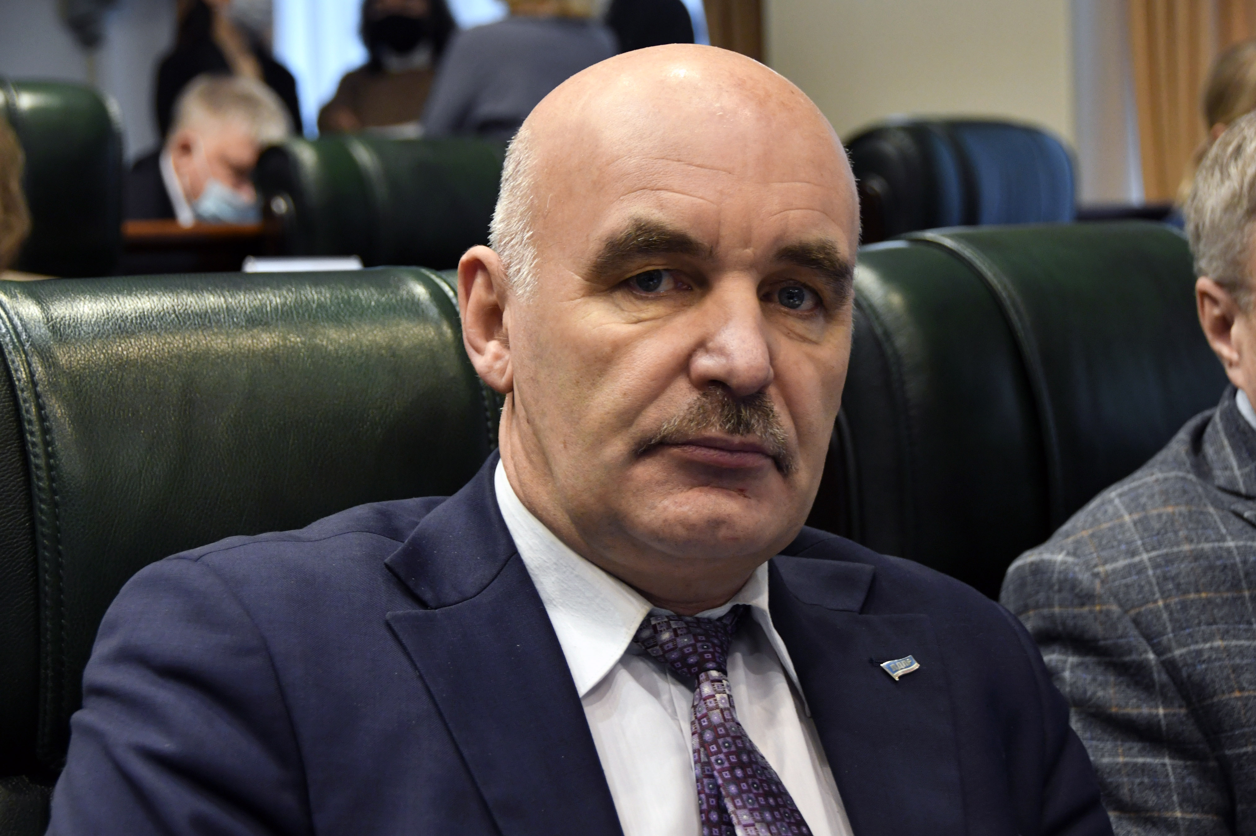 Леонид Булатов: Сейчас такое время, когда каждый из нас должен внести свой вклад в победу Леонид Булатов: Сейчас такое время, когда каждый из нас должен внести свой вклад в победу