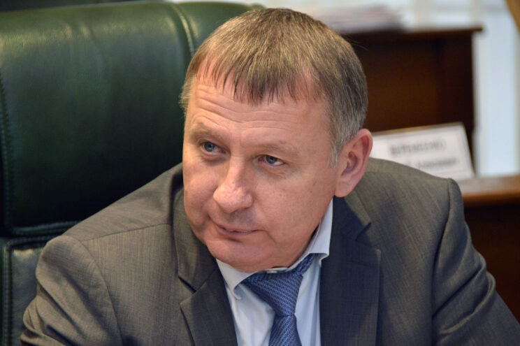 Руслан Лебедев: Труд военных нужно не только уважать, но и подкреплять материально