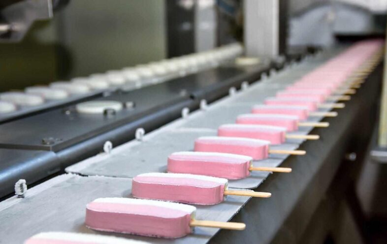 Специалисты тверской лаборатории подтвердили качество свыше 15 тонн мороженого для экспорта в Монголию