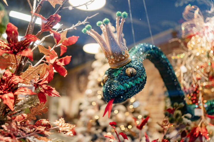 Стало известно, в чём встречать Новый год, чтобы угодить Змее