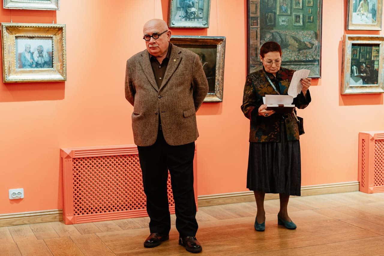 Бисер жизни: В Твери открылась выставка Народного художника России Сергея Гавриляченко