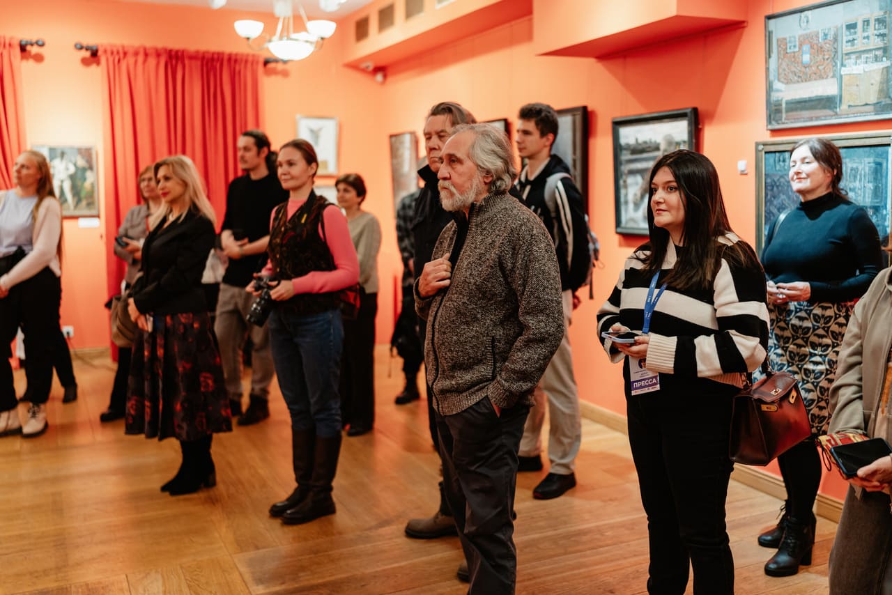 Бисер жизни: В Твери открылась выставка Народного художника России Сергея Гавриляченко