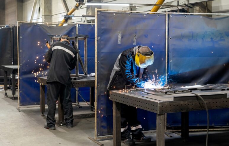 Жителей Тверской области приглашают на работу по самым разным специальностям