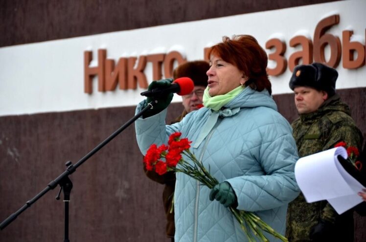 В Вышнем Волочке почтили память Героев Отечества В Вышнем Волочке почтили память Героев Отечества