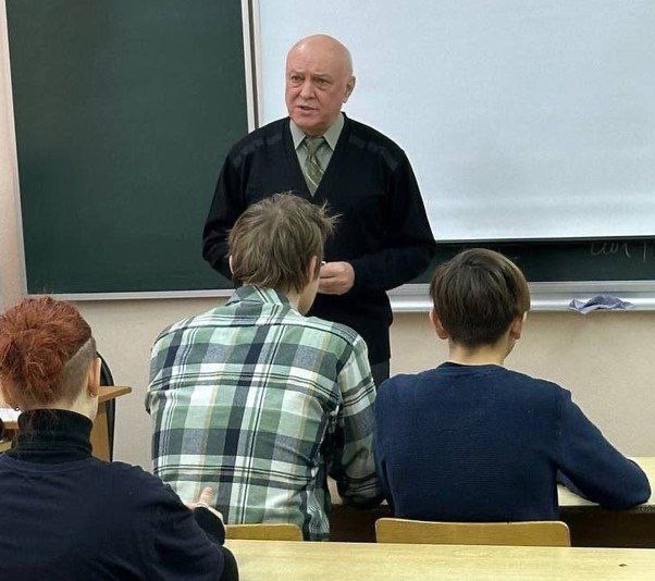 Александр Мелихов: Наши ребята герои Александр Мелихов: Наши ребята герои